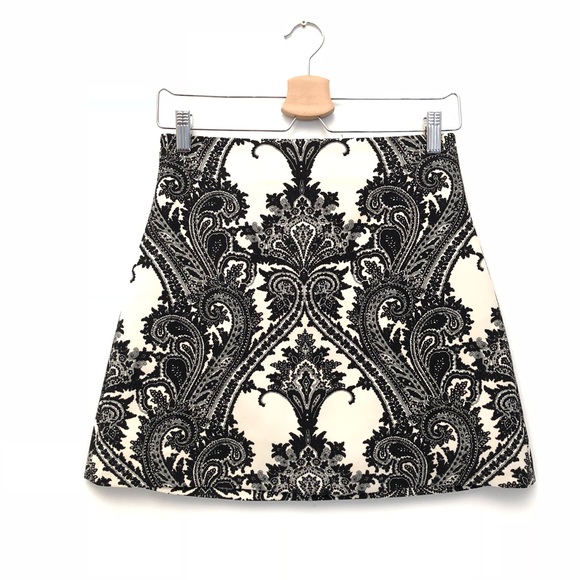 Zara Dresses & Skirts - Zara Aline Boho Printed Mini Skirt EUC S